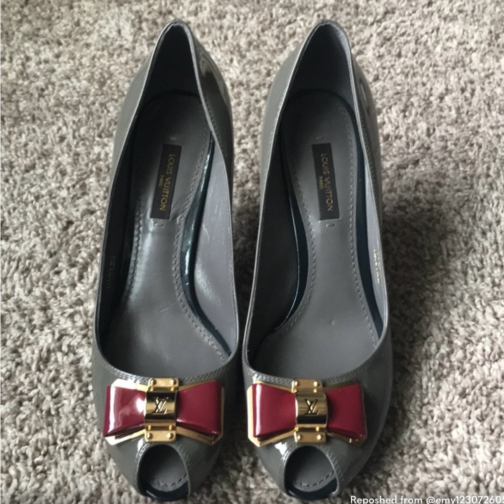 NWOT LOUIS VUITTON MULTI PEEPS